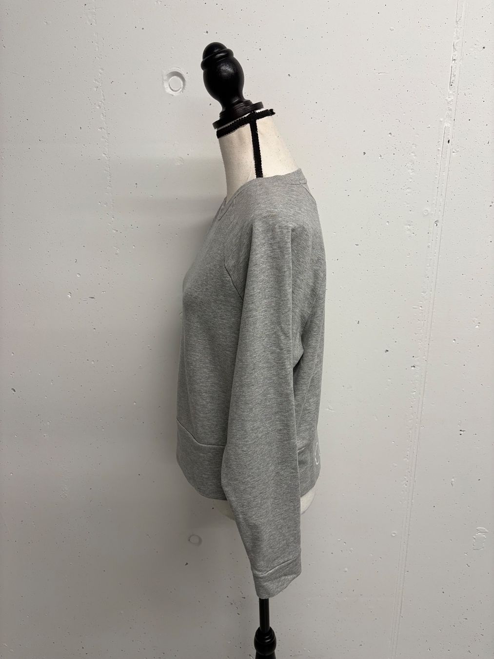 Calvin Klein Maglioni & Felpe: Calvin Klein Pullover Grau Grösse S Sweatshirt Print – Nuovo (secondo la descrizione) da Regensdorf venduto da secondchancefashion 2