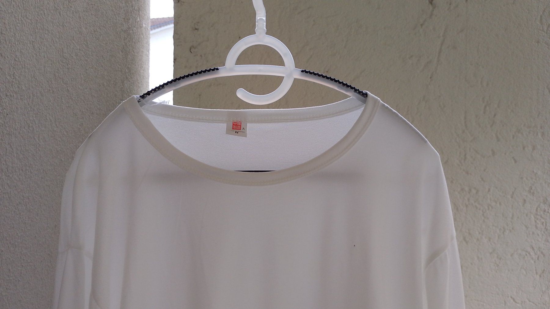 Tops: Haut Bust 108cm Neuwertig – Neu und originalverpackt aus Zürich von adast 2