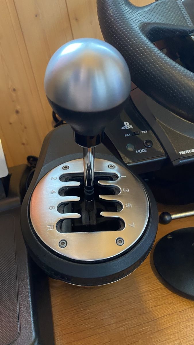 Thrustmaster Controller: Thrustmaster T300rs GT Edition + Pedale und Shifter – Usato da Arlesheim venduto da gab_tst5 3