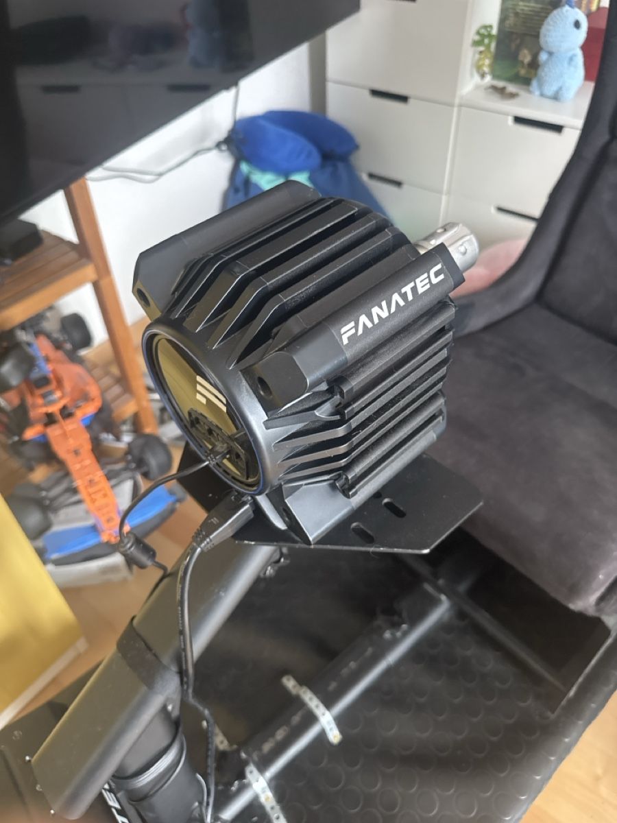Fanatec Consoles: Fanatec CSL DD Sim Rig – D'occasion à Benken ZH par lin_5pcz 1
