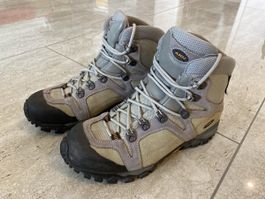 AKU Bergschuhe Wanderschuhe Gr 38