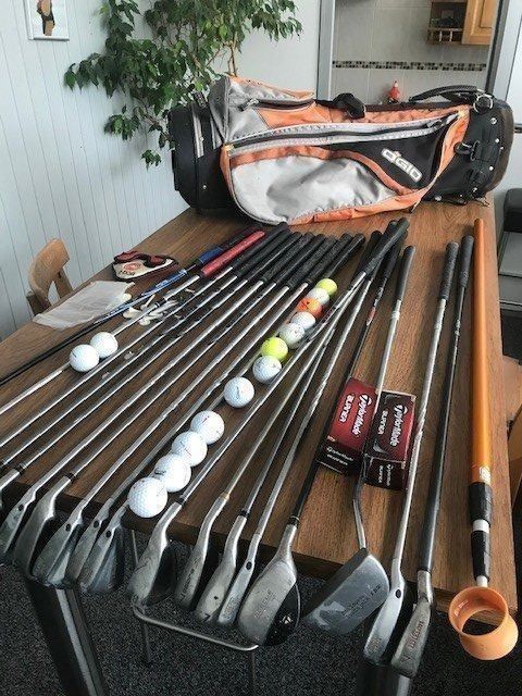 Mazze & Set: Golfsack/ Golf Bag mit div. Golfschläger – Usato da Brügg BE venduto da schwimmer01