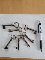 Antike Schlüssel, altersschön, verschiedene Grössen.