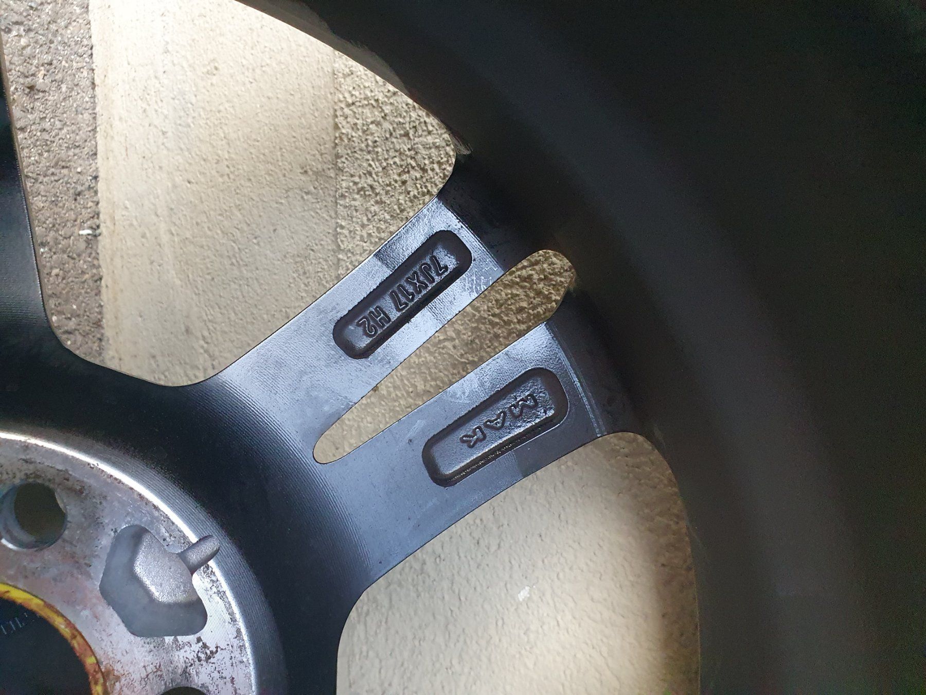Peugeot Pneus & Roues: Roues Peugeot 308,  été – D'occasion à Froideville par rau_8wbd 2