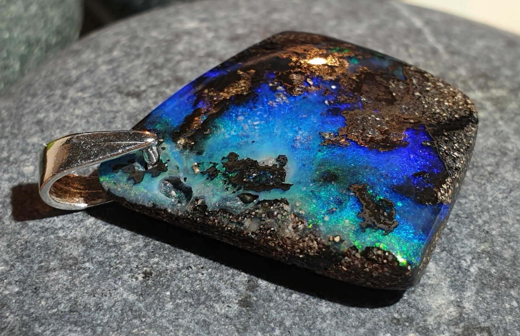 Ciondoli: Anhänger Boulder Opal. – Nuovo (secondo la descrizione) da Niederbüren venduto da Raphael014 1