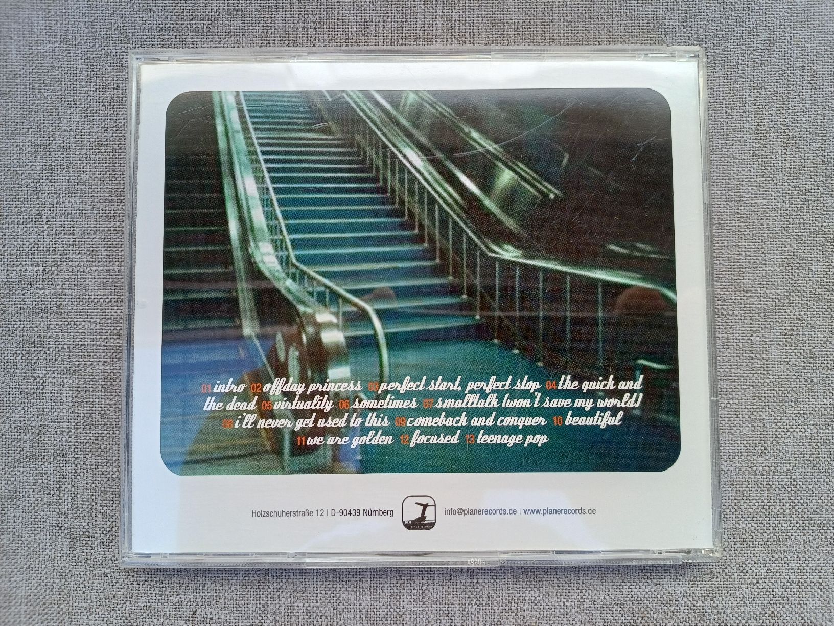 CD: The Flying Windmill "Semiprecious serenades" CD – Nuovo (secondo la descrizione) da Begnins venduto da Drastic-Sound 1