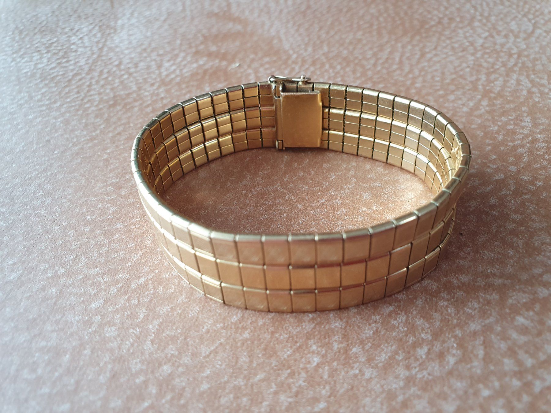 Bracciali & Braccialetti: Armband vergoldet – Usato da Egg b. Zürich venduto da Regusa1