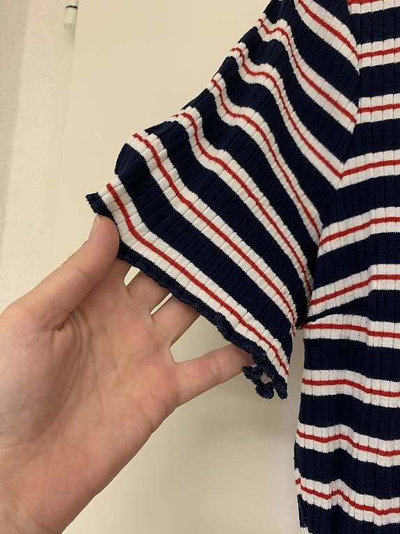 Vestiti: Robe Tommy Hilfiger XL – Usato da Biel/Bienne venduto da Nina-Beuret 3