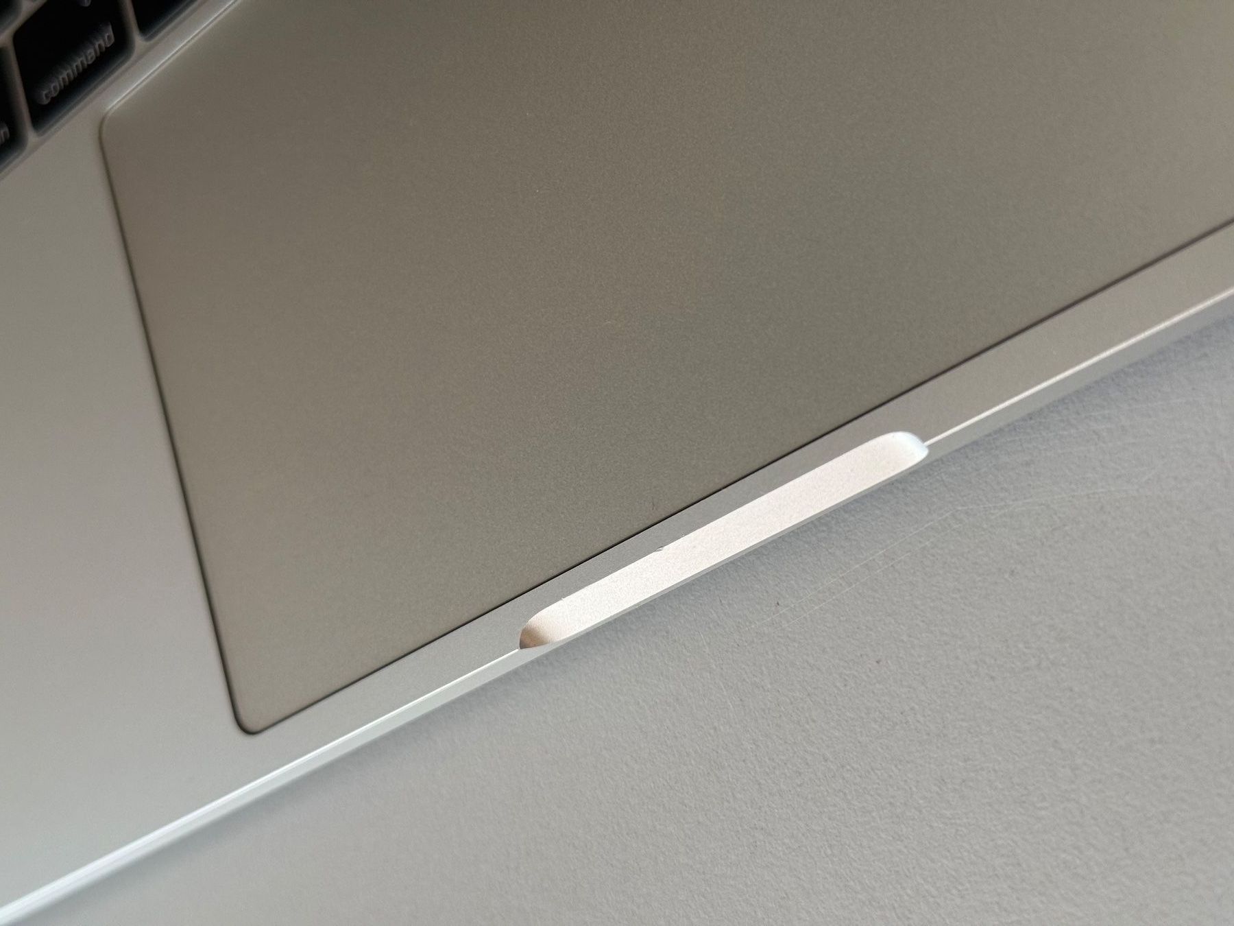 Apple Portables: Apple Macbook Pro 13" mit Touchbar – Défectueux à Zofingen par zac_spc2 4