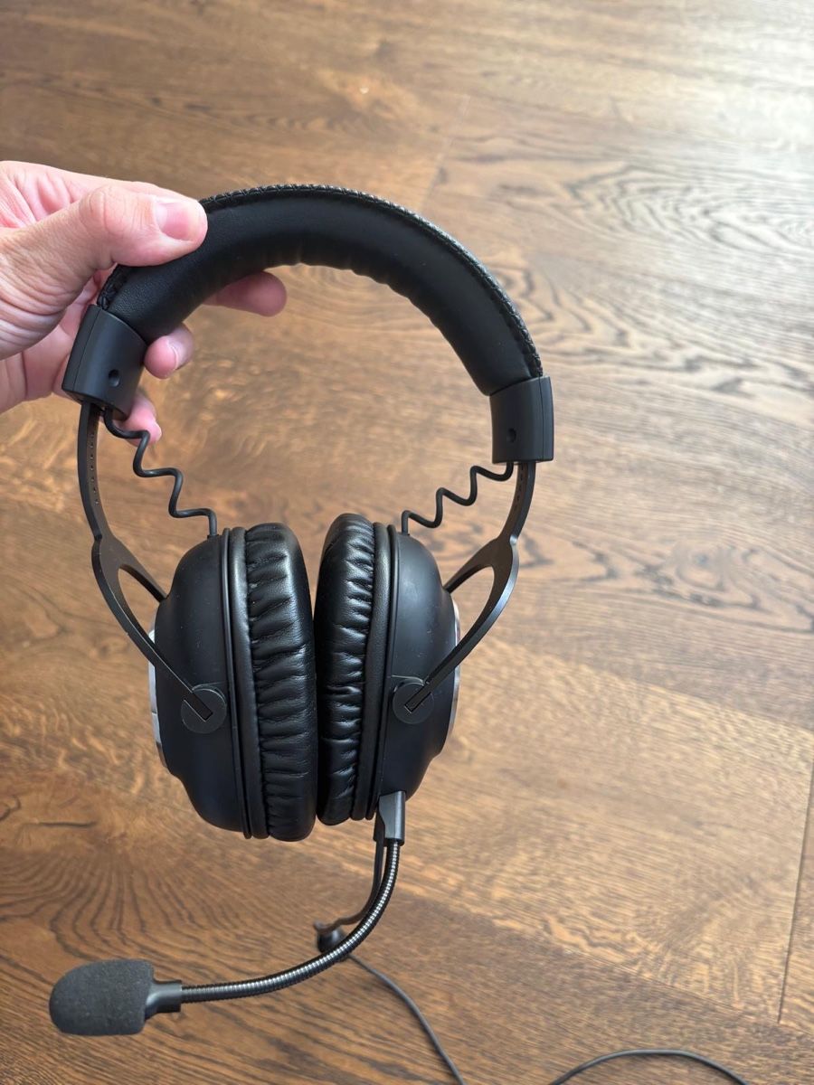 Kopfhörer: Headset – Gebraucht aus Zofingen von berolino