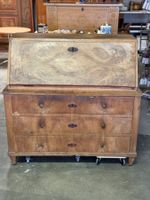 Schönes Vintage-Sekretär zum Restaurieren