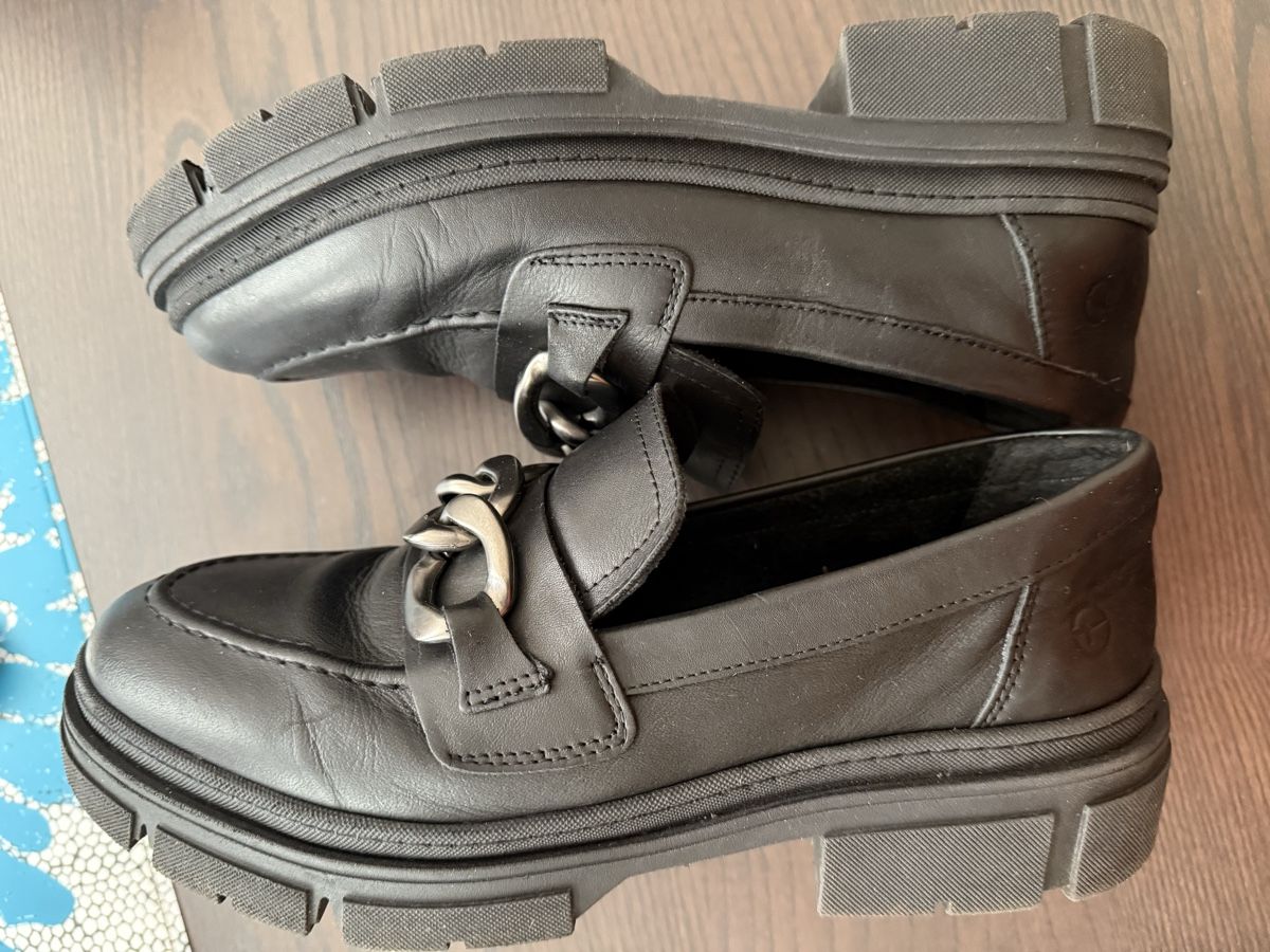 Scarpe da donna: Mocassins/derby Tamaris – Usato da Le Locle venduto da tchanatakoua 6