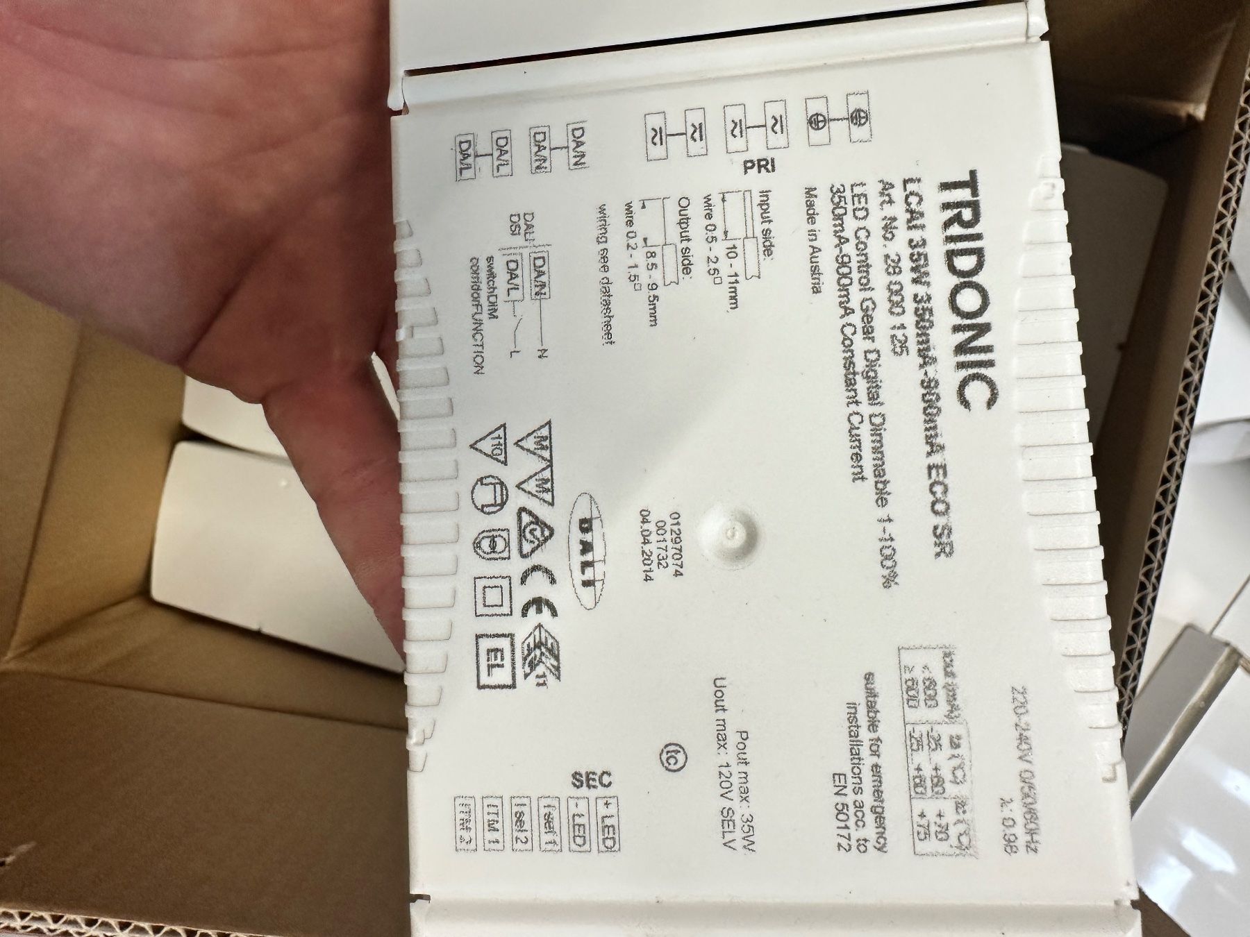 Componenti elettronici: TRIDONIC ECHISON SIONA-SOHECO 3R A.No.2010120 LED – Nuovo (secondo la descrizione) da niederhasli venduto da rami016 3