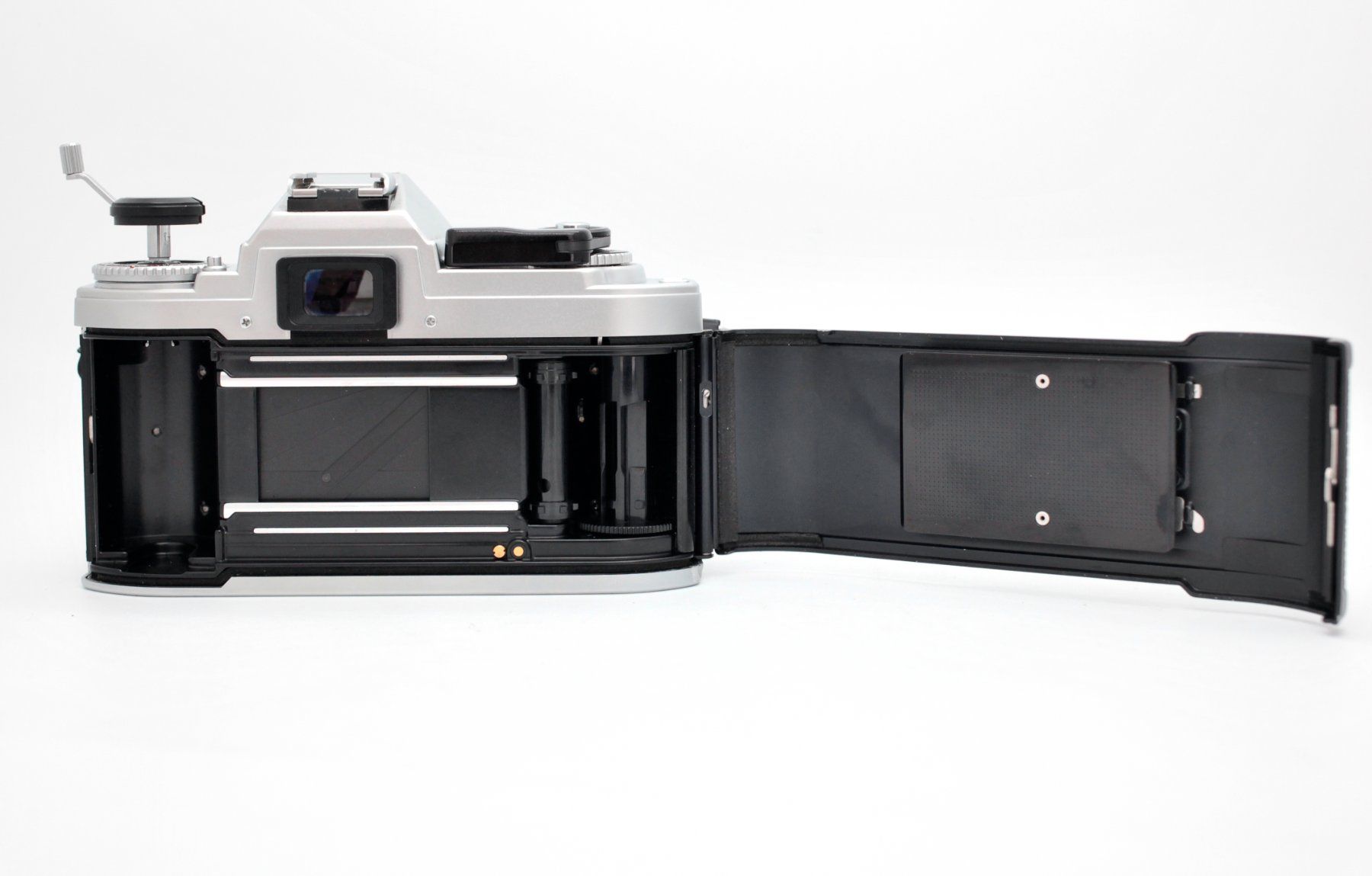 Nikon Kamera: Nikon FG Body ab Service – Gebraucht aus Birsfelden von Foti-Virus 5