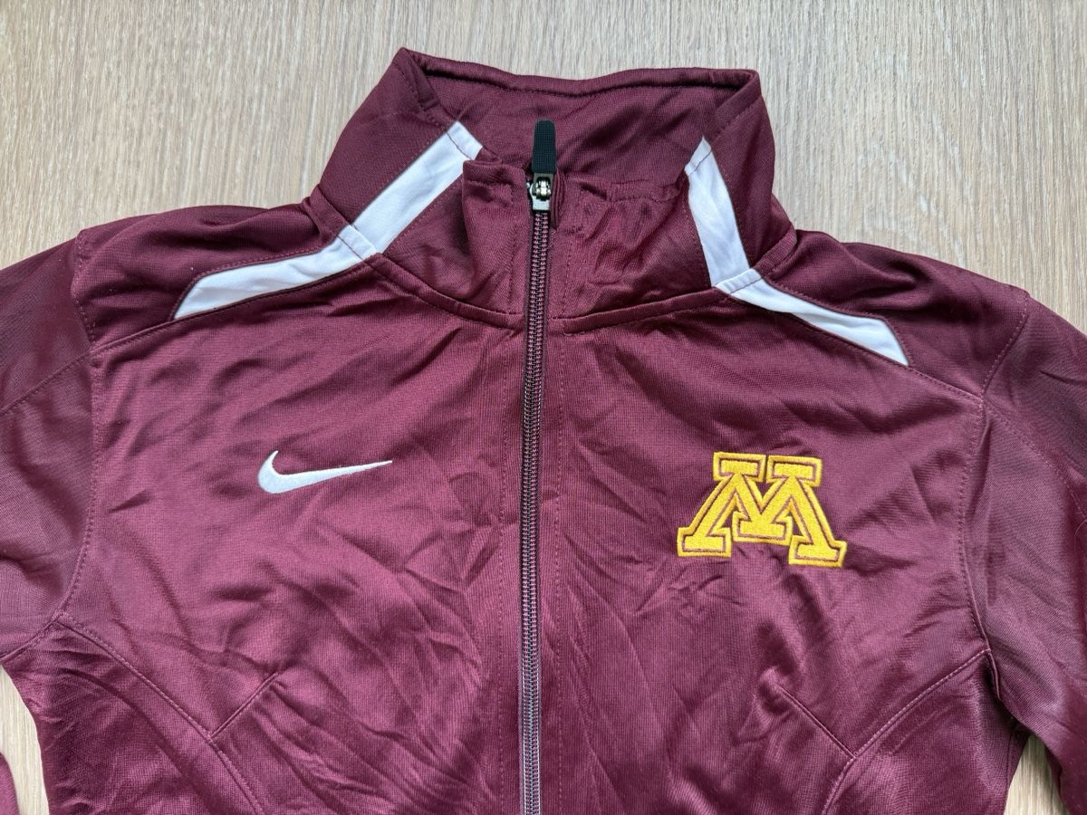 Nike Giacche: Nike Trainingsjacke Minnesota / CS – Usato da Basel venduto da Mezze 1