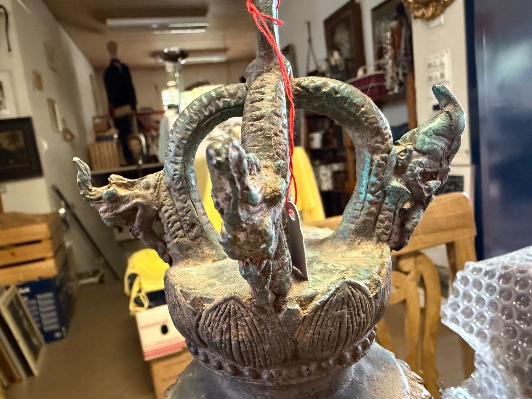 Cloches & sonnailles: Antike Glocke Tempelglocke Asien – D'occasion à Bern par Jwpm66 2