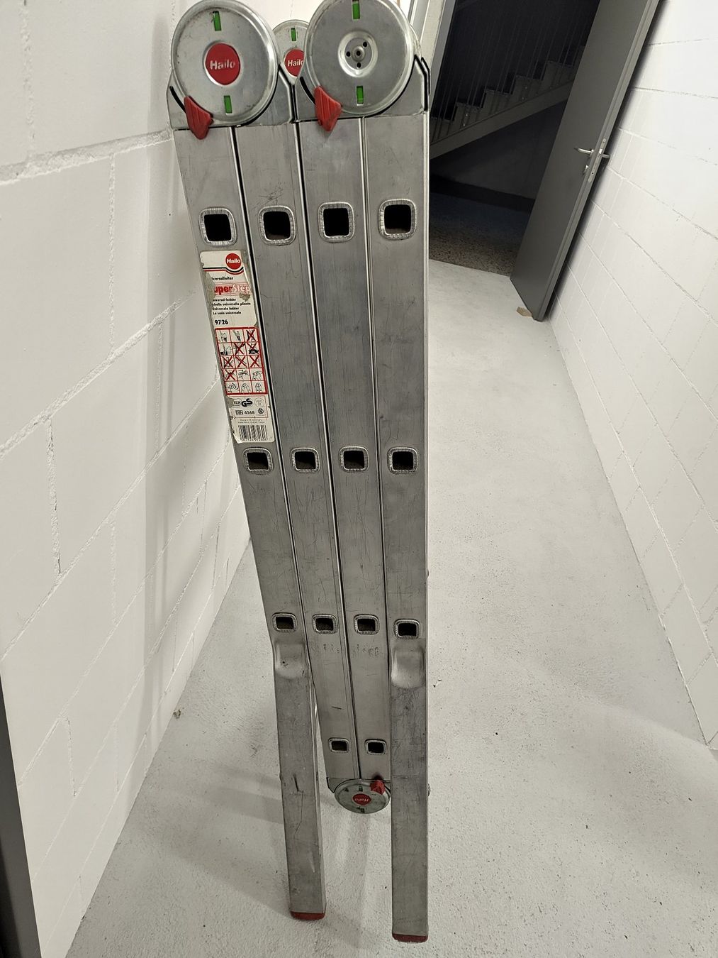 Hailo Echelles: Universal Leiter Hailo Superstep 9726 – D'occasion à Solothurn par sab_7gxf