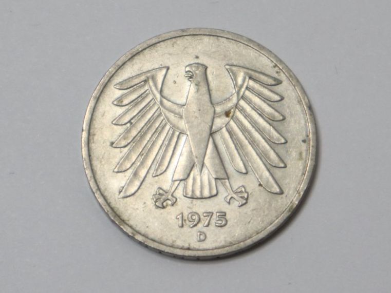 Tutti le monete: 5 Deutsche Mark Münze 1975 D – Usato da Eschenbach SG venduto da Astalavista 1