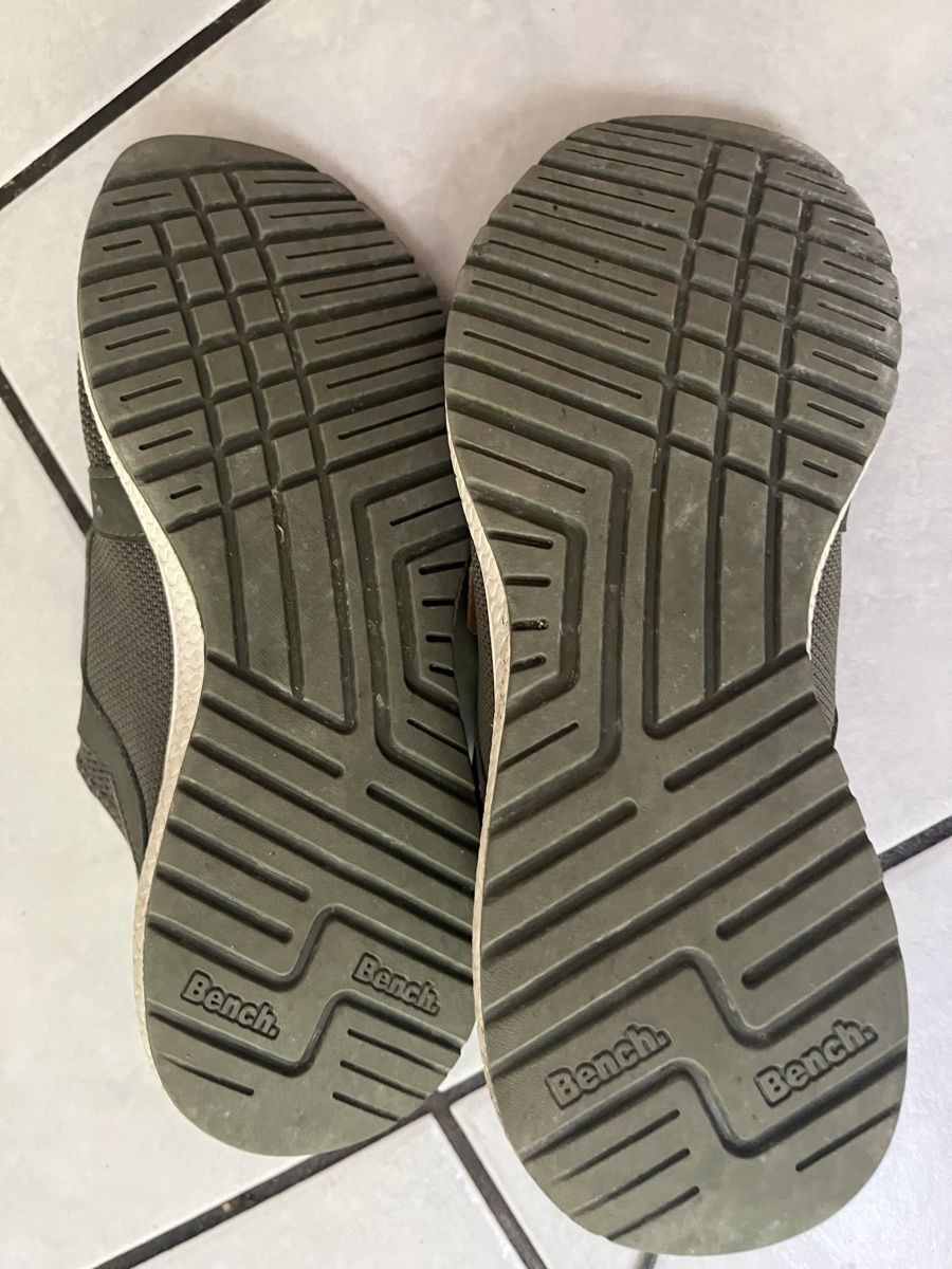 Bench Damenschuhe: Bench Sneaker 41 – Gebraucht aus Bern von Ginocchi 3