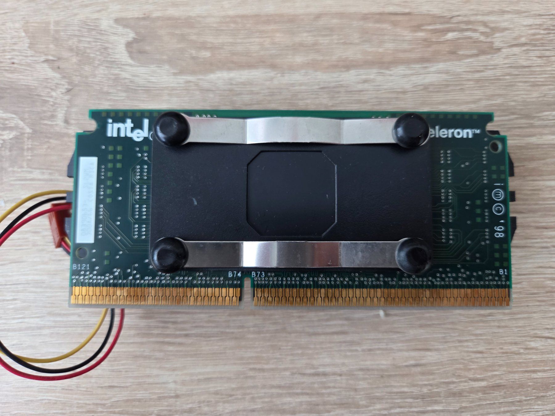 Intel Elektronikbauteile: CPU Slot1 Pentium Intel Celeron 300A Mendocino - PC – Gebraucht aus Carouge GE von Gasco 3