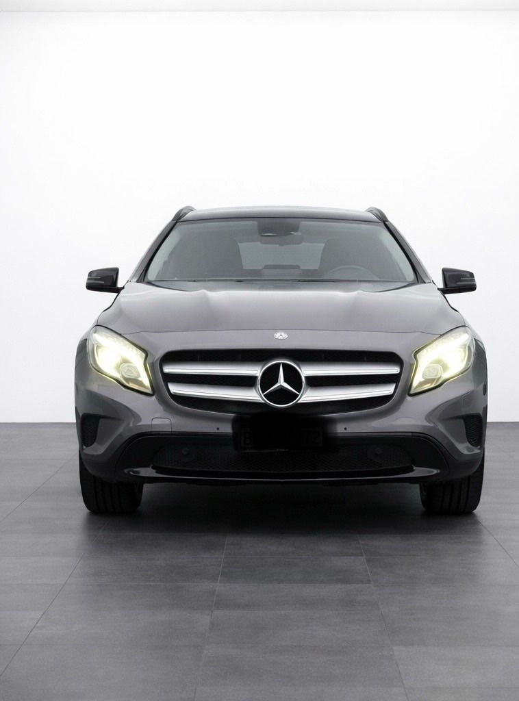 Mercedes-Benz Automobili: Mercedes-Benz GLA 200d 4Matic – Usato da Bern venduto da alessiotedesco1