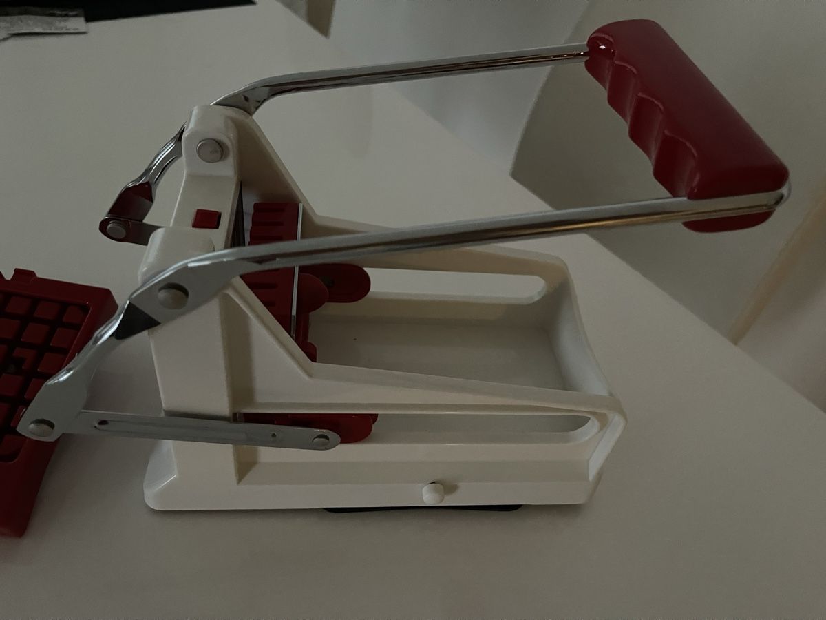 Elettrodomestici da cucina: Profi Pommes Maker – Usato da Galgenen venduto da Miachelle 1
