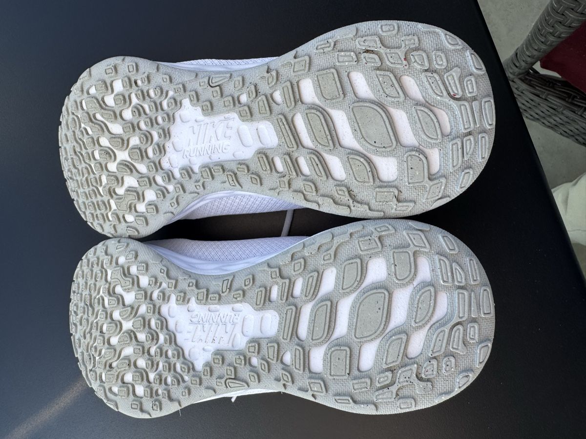 Nike Scarpe da donna: Nike Tennis Freizeit Schuhe – Usato da Regensdorf venduto da scheissspiel 7