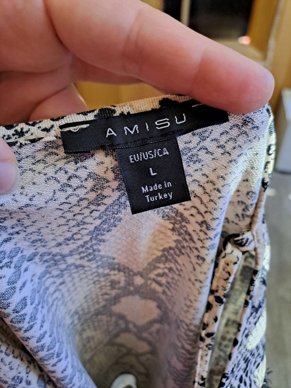 Tops: AMISU Damen Top Schlangenmuster Gr. L  – Gebraucht aus Rickenbach LU von bishiida 2