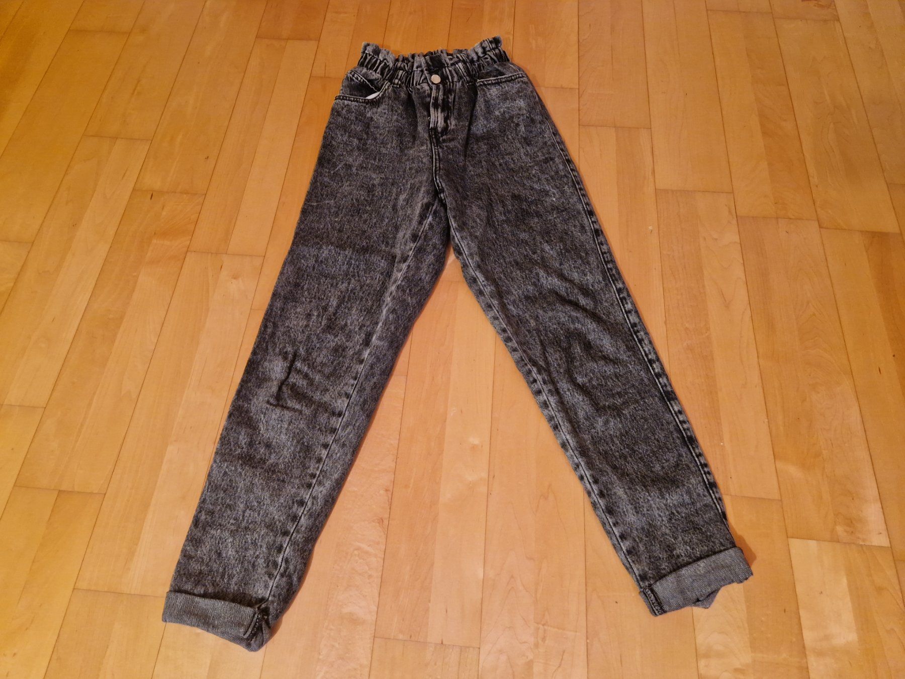 Tally Weijl Jeans: Coole Jeans TALLY WEIJL, 34 – Nuovo (secondo la descrizione) da Frasnacht venduto da MiraBelle79