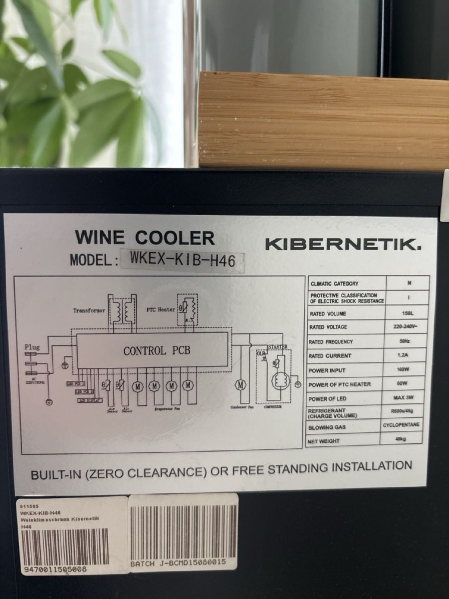 Réfrigérateurs: Kibernetik 2-Zonen wine cooler – Défectueux à Rüschlikon par Dbloemhof 4