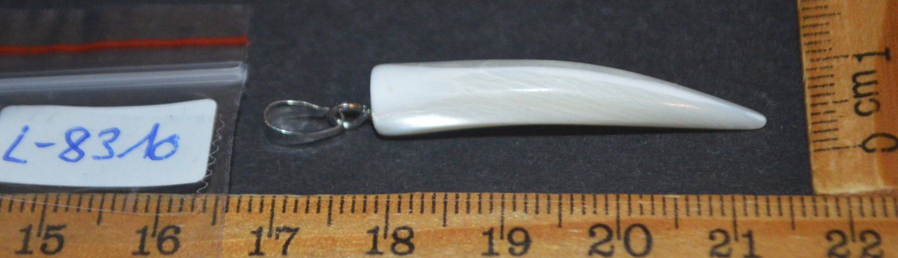 Ciondoli: Anhänger L-8310 – Perlmutter Zahn ca. 3cm – Nuovo e nell'imballaggio originale da Goldiwil (Thun) venduto da han_v5b7 6
