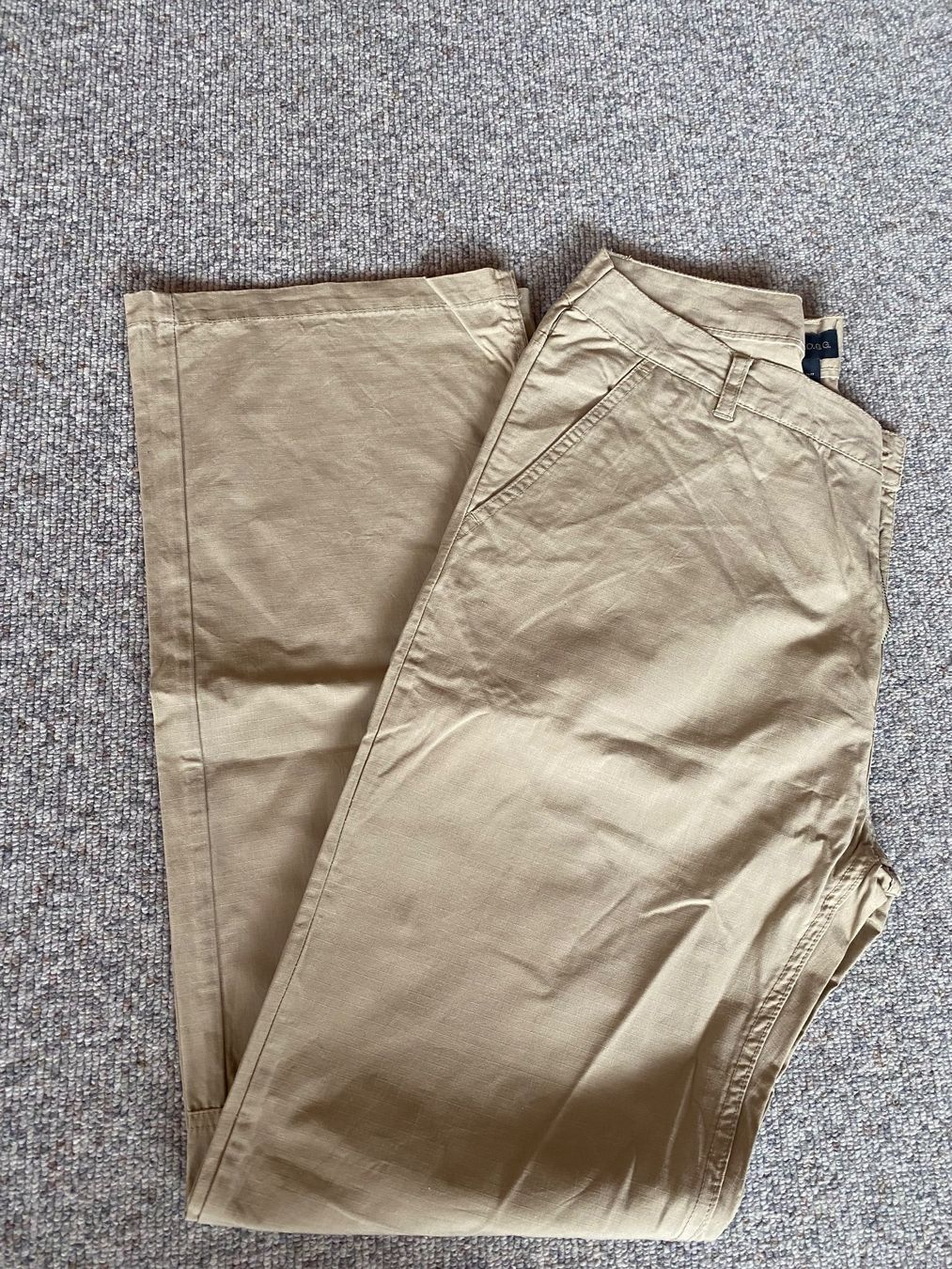 H&M Pantalons: Hose – Neuf (Voir description) à Appenzell par Sonnschein_