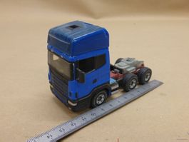 Siku LKW Scania Sattelzugmaschine blau gebraucht Zustand