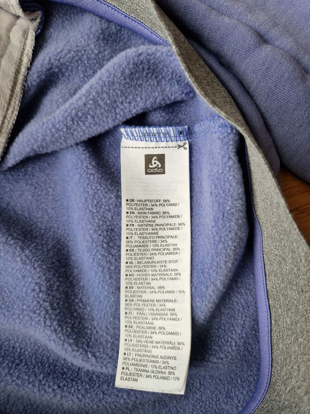 Odlo Maglioni & Felpe: Odlo Mid Layer Pullover mit Kapuze – Usato da Eschenbach SG venduto da SanFranciscoCalifornia 3