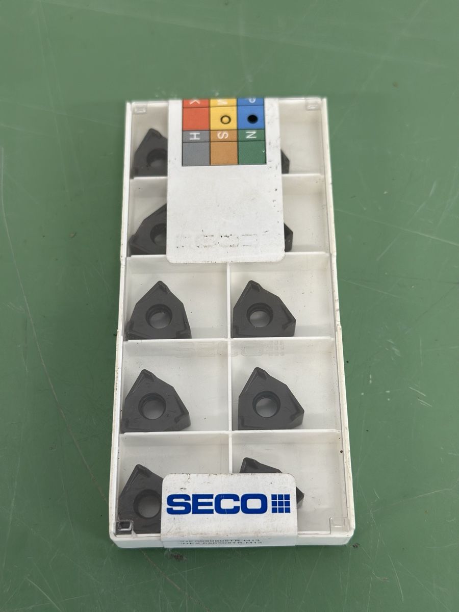 Tutti gli attrezzi: SECO Turning Inserts. – Nuovo e nell'imballaggio originale da Aarberg venduto da SNMachines
