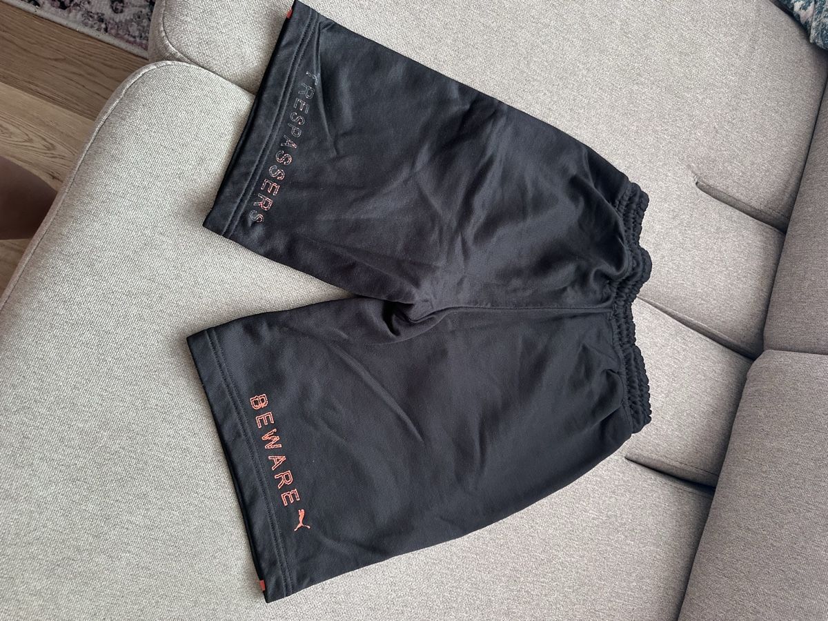 Puma Hosen: Puma Kurze Hosen XS – Gebraucht aus Mels von ricoshop 1