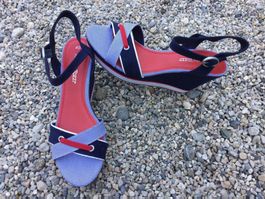 Sandalettes compensées bleu, blanc, rouge rayé Marco Tozzi