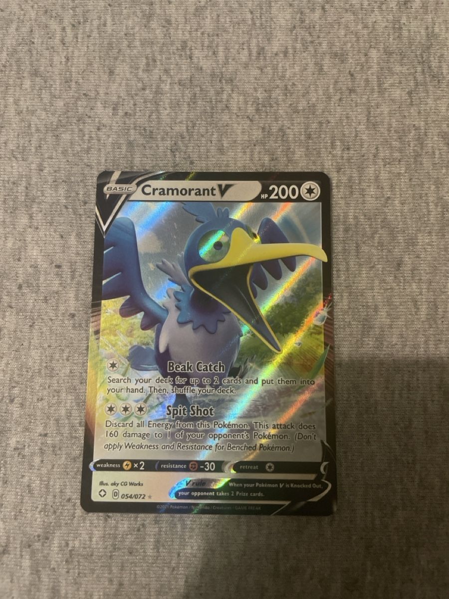 Pokémon Carte collezionabili: Cramorant V Shining Fates – Usato da Flawil venduto da Duft-Alchemist