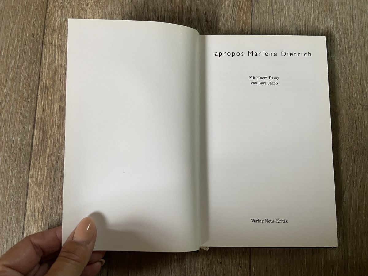 Libri: Marlene Dietrich Buch Verlag Neue Kritik – Usato da Galmiz venduto da Queenstone 1