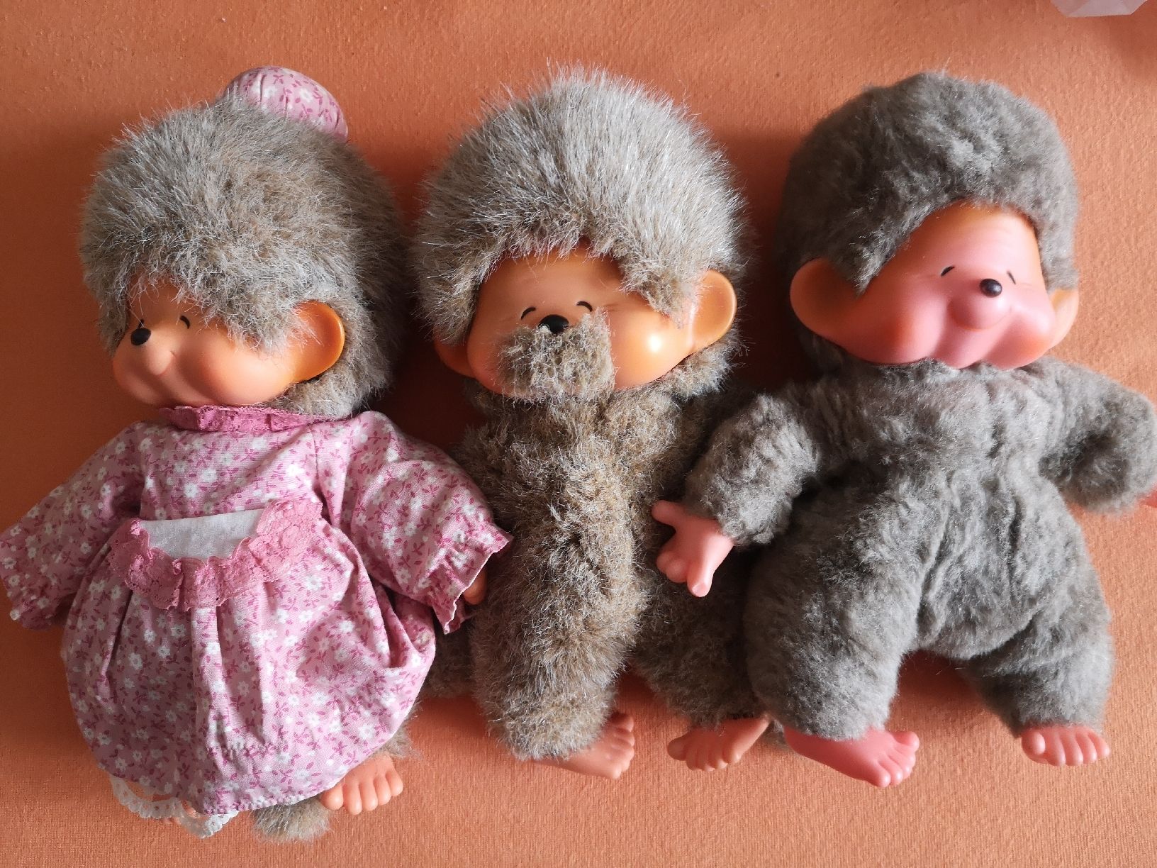 Monchhichi Giocattoli: 3 X MONCHICHI – Usato da MUEHLEBERG venduto da Cocolinette