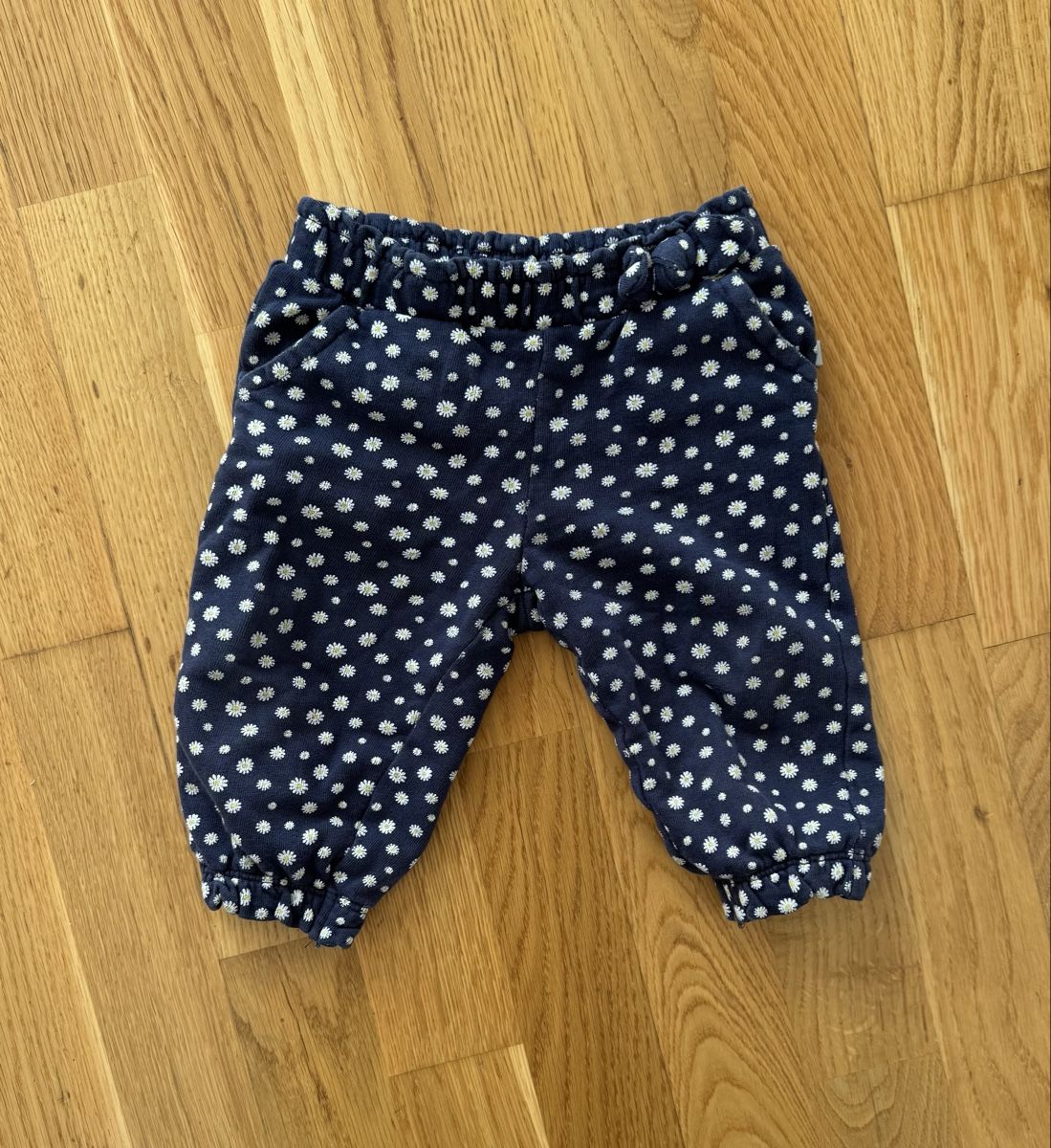 Pantaloni: Baby Hose, Grösse 74 – Usato da Flumenthal venduto da Krajan