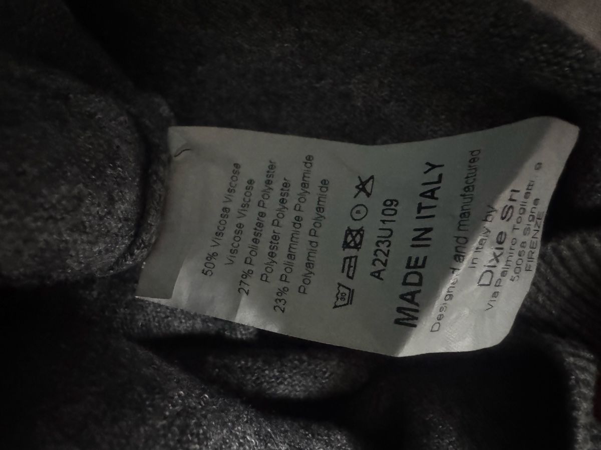 Kleider: Dixie Strickkleid grau mit Strasssteinen Grösse S – Neu (gemäss Beschreibung) aus Kriens von mav_hd9r 4