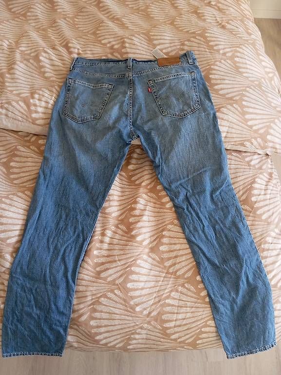 Jeans: Levi's 502 – Nuovo e nell'imballaggio originale da Cugy VD venduto da bou_gr6y 1