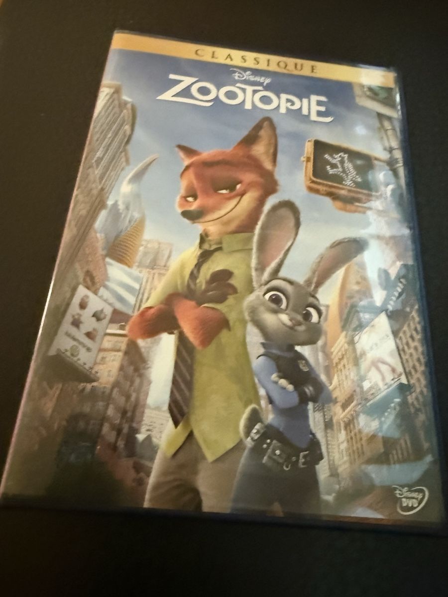 Tous les DVDs: Disney: Zootopie  – D'occasion à Troinex par grigri2020