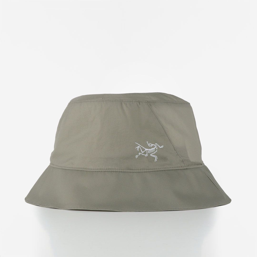 Arcteryx Copricapi, berretti & cappellini: Arc'teryx Bucket Hat Grösse S/M - Neu – Nuovo (secondo la descrizione) da Bulle venduto da pb75
