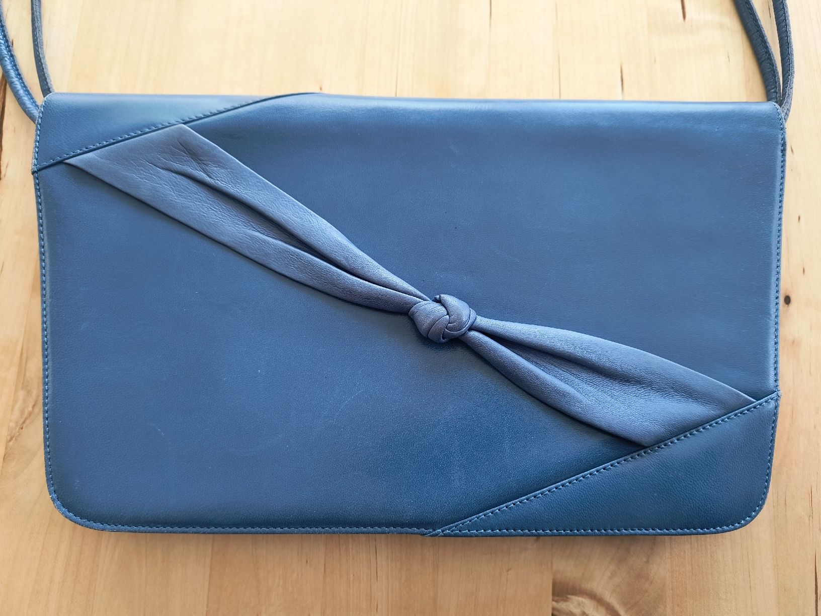 Bally Borse da donna: Original vintage Bally Handtasche hellblau  – Usato da Langendorf venduto da thouwanda 1