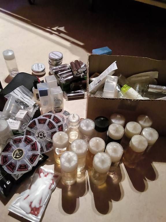Sonstige Tabakwaren: Vapen Packet – Gebraucht aus Tafers von 0347