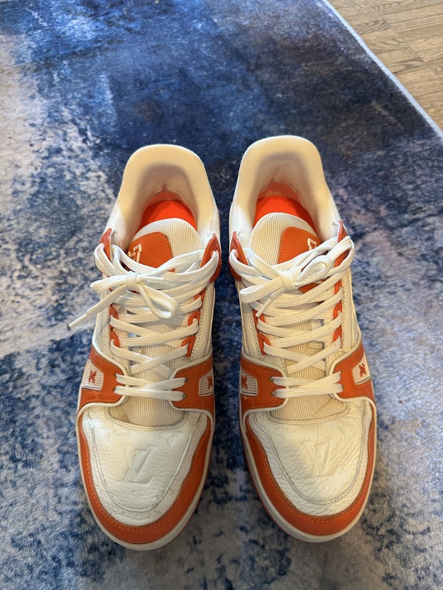 Louis Vuitton Scarpe da uomo: Louis Vuitton LV Trainer Sneaker Orange Gr. 43 – Usato da Neuenhof venduto da aleksa.goat