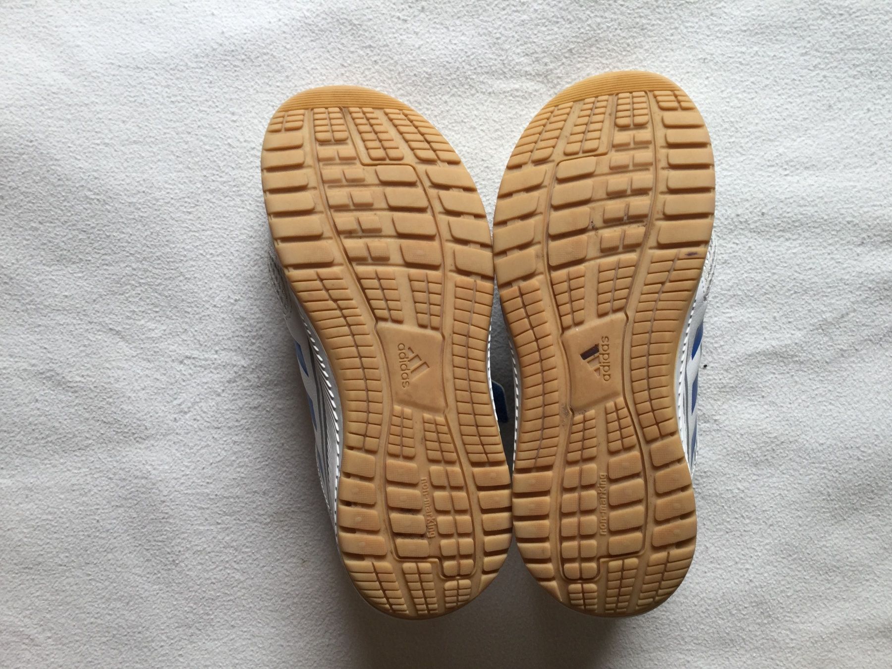 Adidas Scarpe da uomo: Chaussures de sport Adidas 37,5 – Usato da Brenles venduto da hello1063 1