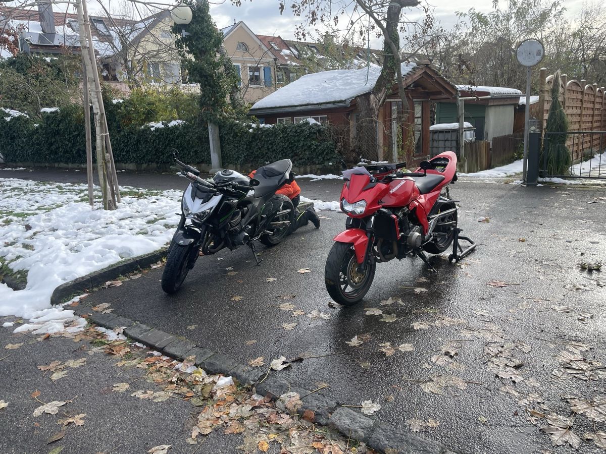 Kawasaki Strada: Kawasaki Z 750 Preis VB – Usato da Basel venduto da Jonas.Federer 3